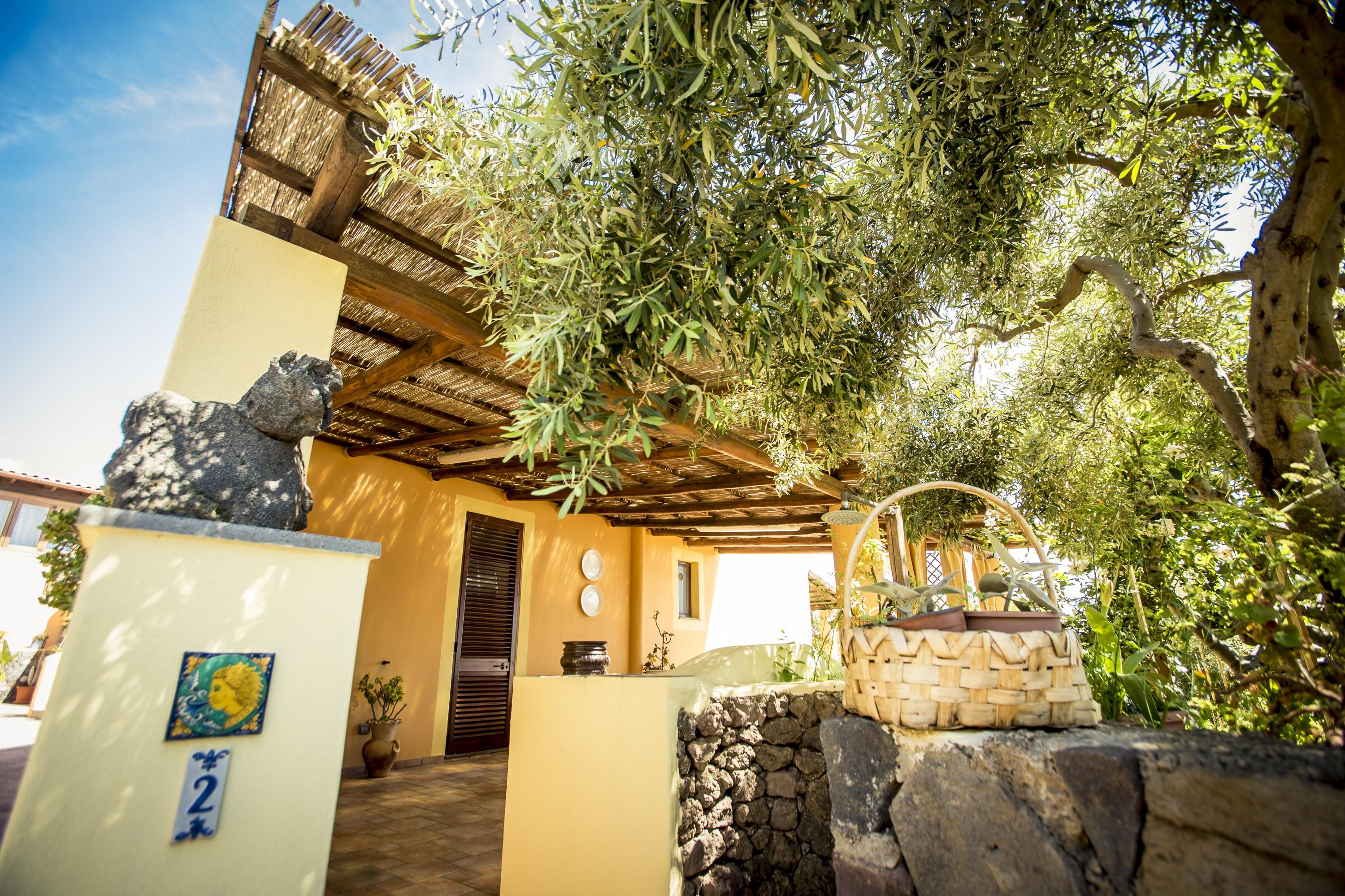 Resort Al Belvedere Salina Leni Екстериор снимка