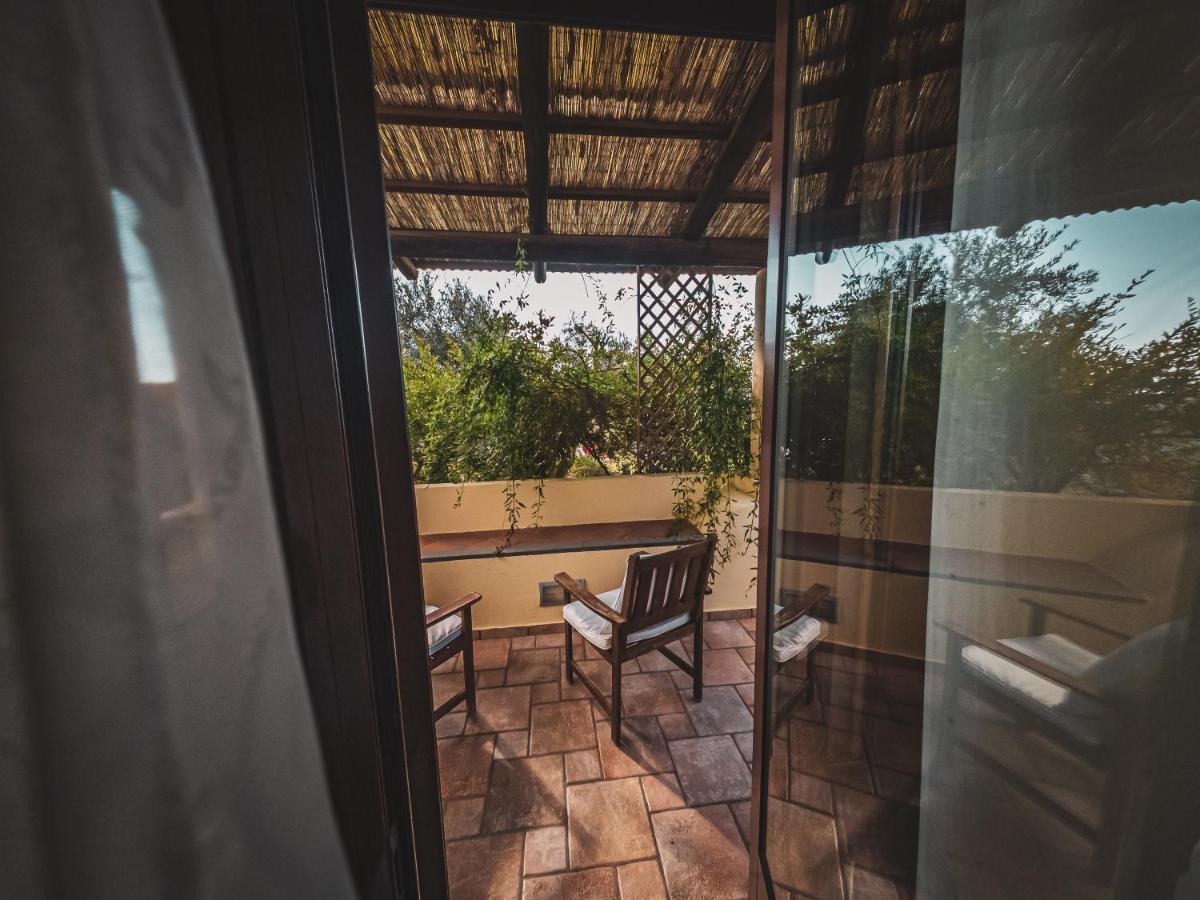 Resort Al Belvedere Salina Leni Екстериор снимка