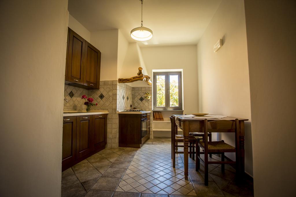 Resort Al Belvedere Salina Leni Екстериор снимка