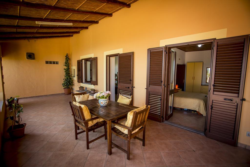 Resort Al Belvedere Salina Leni Екстериор снимка