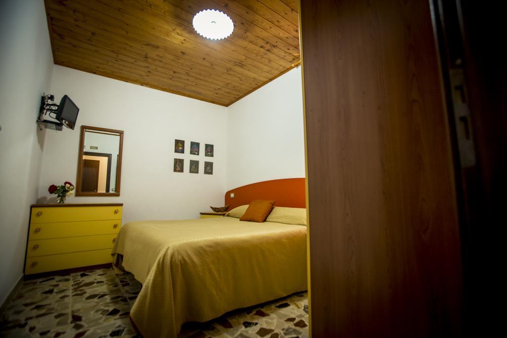 Resort Al Belvedere Salina Leni Екстериор снимка